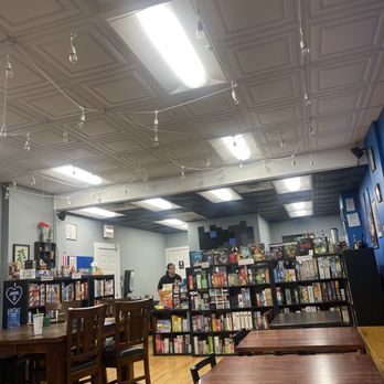 Bonus Round Game Cafe - Cafes Near Me - Chicago, Illinois