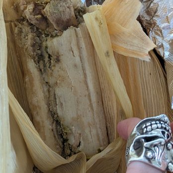 La Chingona Taqueria - Greeen Pork Tamal Red Chicken Tamal - Food Trucks Near Me - Bellevue, Washington La Chingona Taqueria - Greeen Pork Tamal Red Chicken Tamal - Food Trucks Near Me - Bellevue, Washington
