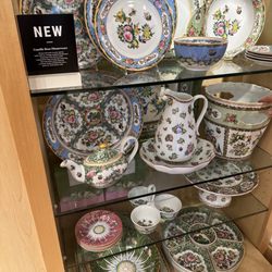 Williams-Sonoma - Beautiful Williams Sonoma tableware