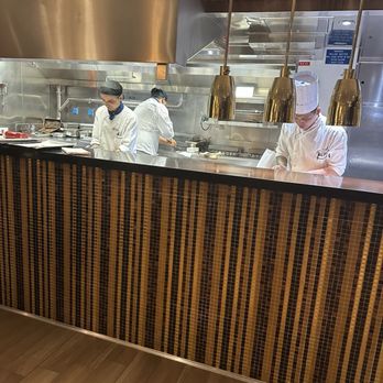 Fahrenheit 555 Steakhouse - Chefs - Steakhouses Near Me - Miami, Florida Fahrenheit 555 Steakhouse - Chefs - Steakhouses Near Me - Miami, Florida