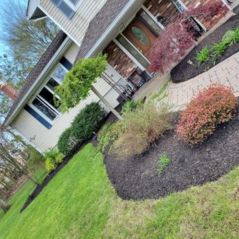 Gangala Landscaping - Beautiful mulch and spring cleaning done! - Landscaping Near Me