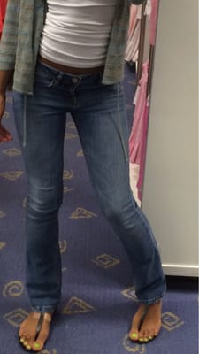 Bom Nail & Spa by null