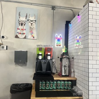 Fly Llama - Breweries Near Me - Biloxi, Mississippi
