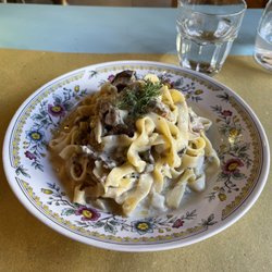 In Pasta - Special tagliatelle with truffle and mushrooms