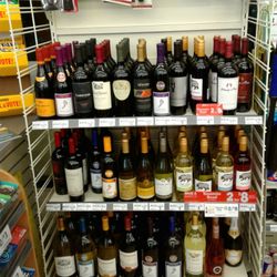 7-Eleven - Wine!