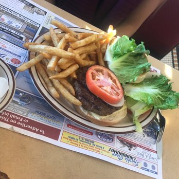 Stratford Diner - Cheeseburger deluxe - Diners Near Me - Stratford, New Jersey