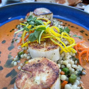 Schooners Monterey - Seared Sea Scallops - Seafood Near Me - Monterey, California Schooners Monterey - Seared Sea Scallops - Seafood Near Me - Monterey, California