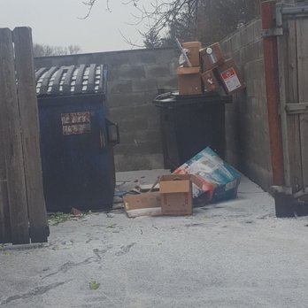 Panda Express - The dumpster is not even full - Chinese Near Me - Matteson, Illinois