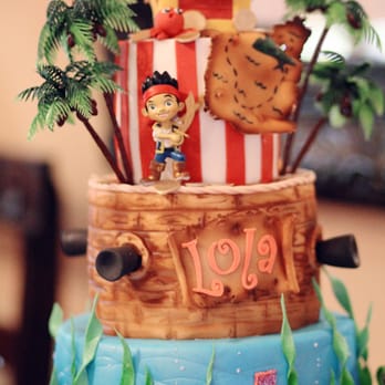 CAKEgoodness - Now this is a cake, tasted just as good as it looked. I am very pleased! - Desserts Near Me - Newhall, California