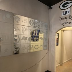 The Bunker Bar & Grill - NFL mirror