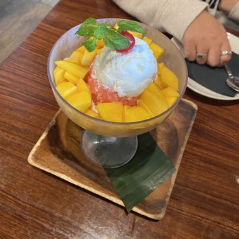 Torsap Thai Kitchen - Mango Mania ( Mango & Sticky Rice) - Thai Near Me - Walnut Creek, California Torsap Thai Kitchen - Mango Mania ( Mango & Sticky Rice) - Thai Near Me - Walnut Creek, California