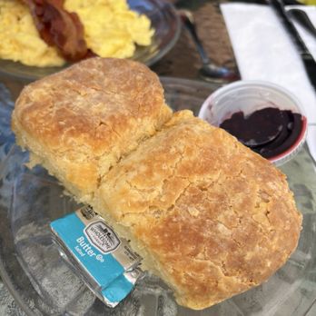 Sweetie Pie's - Biscuit - Breakfast & Brunch Near Me - Placerville, California Sweetie Pie's - Biscuit - Breakfast & Brunch Near Me - Placerville, California