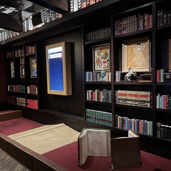 Puttery - "Library" room putt putt course. - Mini Golf Near Me - The Colony, Texas