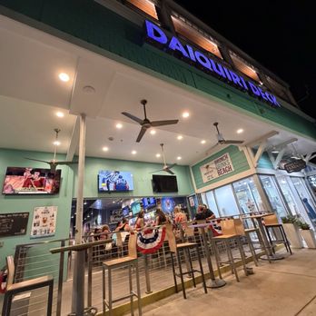 Daiquiri Deck St. Armands Circle - Seafood Near Me - Sarasota, Florida