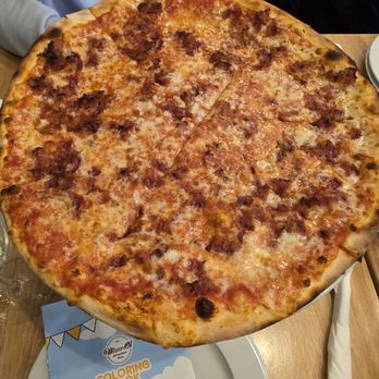Mister O1 Extraordinary Pizza - Pizza Near Me - Doral, Florida