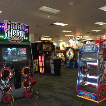 Chuck E. Cheese - Pizza Near Me - Louisville, Kentucky Chuck E. Cheese - Pizza Near Me - Louisville, Kentucky