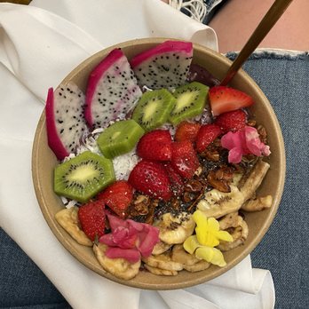 Café Fig - Acai bowl - Cafes Near Me - Los Angeles, California