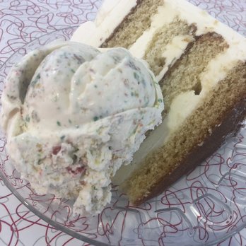Rick's Dessert Diner - Desserts Near Me - Sacramento, California Rick's Dessert Diner - Desserts Near Me - Sacramento, California