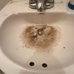 Pete's Family Restaurant - Bathroom sink! Disgusting!