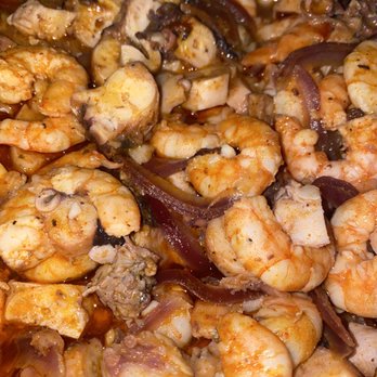 Las Islas Marias - shrimp and mushrooms in a sauce - Seafood Near Me - Romeoville, Illinois