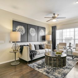 White Rock Lake Apartment Villas - White Rock Lake Views, Direct Access to White Rock Lake