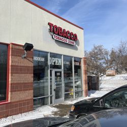 Smokey's Tobacco & Vape - Front entrance