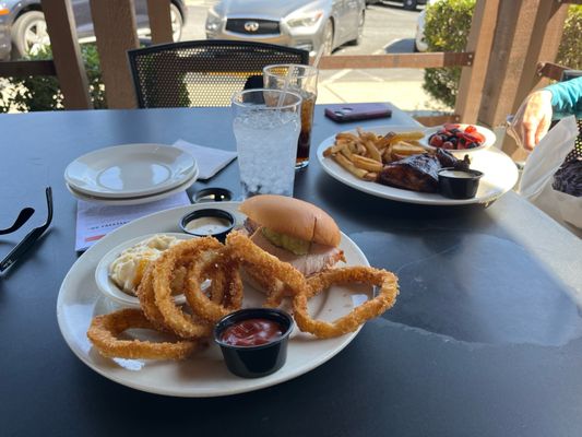 Jim 'N Nick's Bar-B-Q by null