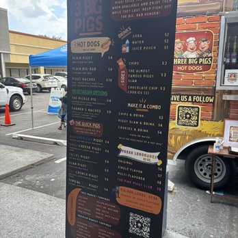 Three Big Pigs - Food Trucks Near Me - Kissimmee, Florida Three Big Pigs - Food Trucks Near Me - Kissimmee, Florida