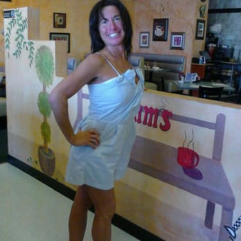 Jamms Restaurant - Me at Jamms - Breakfast & Brunch Near Me - Las Vegas, Nevada Jamms Restaurant - Me at Jamms - Breakfast & Brunch Near Me - Las Vegas, Nevada