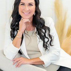 Erica Diaz Team, REALTORS® - Erica Diaz