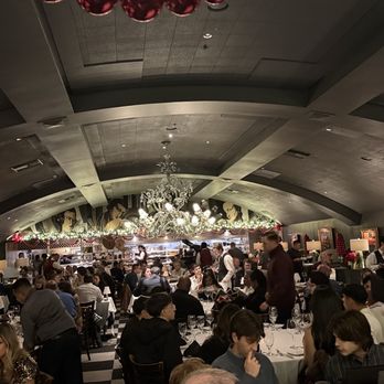 Nick & Sam's - Main dining room - Steakhouses Near Me - Dallas, Texas Nick & Sam's - Main dining room - Steakhouses Near Me - Dallas, Texas