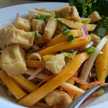 Araya's Place - Mango salad - Thai Near Me - Seattle, Washington
