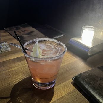 Yard House - Salted Watermelon Margarita - New American Near Me - Mclean, Virginia