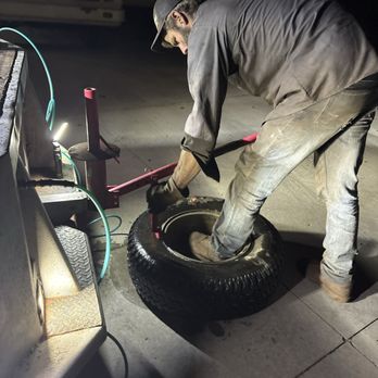 Mountain Tech Services - Owner and operator Cole! Wonderful dude! - Commercial Truck Repair Near Me Mountain Tech Services - Owner and operator Cole! Wonderful dude! - Commercial Truck Repair Near Me