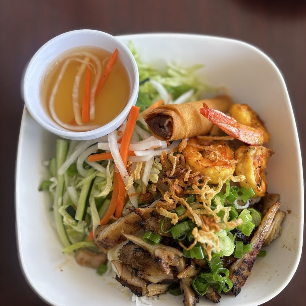 Pho Twins - Vermicelli - Vietnamese Near Me - Modesto, California Pho Twins - Vermicelli - Vietnamese Near Me - Modesto, California