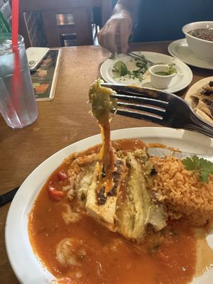 El Chapulín Restaurante by null