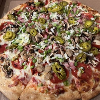 Pizza Co 850 - Terrible pizza - Pizza Near Me - Freeport, Florida