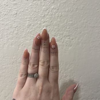 Julie's Nails & Spa - Nails by Mimi - 2nd experience at the salon - Nail Salons Near Me - Vancouver, Washington Julie's Nails & Spa - Nails by Mimi - 2nd experience at the salon - Nail Salons Near Me - Vancouver, Washington