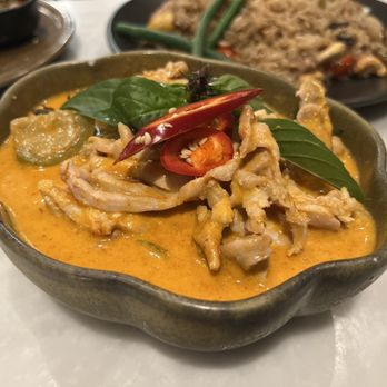 Chat Thai - Red curry chicken - Thai Near Me - Sydney, NSW Chat Thai - Red curry chicken - Thai Near Me - Sydney, NSW
