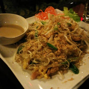 Fusion Kitchen - Chicken pad thai - Sushi Bars Near Me - Taunton, Massachusetts