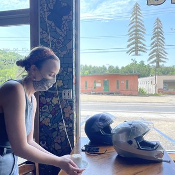 Fox and the Fig - Amaaaaaaazing Sarah fortifying us for moto ride - Desserts Near Me - Spruce Pine, North Carolina