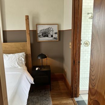 The Mansard House - Hotels Near Me - Galveston, Texas