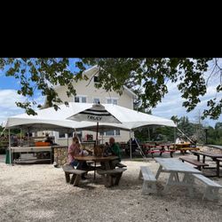 Off The Grid - Shaded tented patio