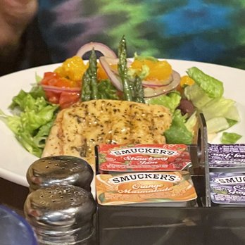 Hearth Room Cafe - Grilled Salmon Salad - Breakfast & Brunch Near Me - Chesterfield, Missouri Hearth Room Cafe - Grilled Salmon Salad - Breakfast & Brunch Near Me - Chesterfield, Missouri