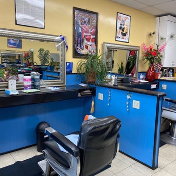 Shears Barber & Styling - Barbers Near Me - San Fernando Valley, California