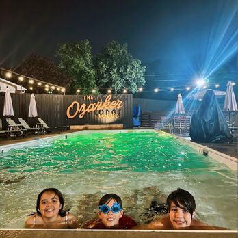 The Ozarker Lodge - Hotels Near Me - Branson, Missouri The Ozarker Lodge - Hotels Near Me - Branson, Missouri