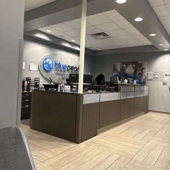 BluePearl - Atlanta Westside - Don't have a bough good things to say about our ER experience at Blue Pearl - Veterinarians Near Me - Atlanta, Georgia