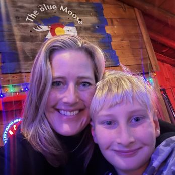 The Blue Moose Tavern - New American Near Me - Green Mountain Falls, Colorado