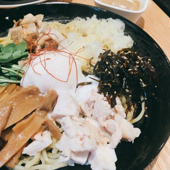 RYUS Noodle Bar - Summer salad noodle - Ramen Near Me - Toronto, Ontario RYUS Noodle Bar - Summer salad noodle - Ramen Near Me - Toronto, Ontario