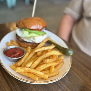R10 Social House - fresh catch sandwich with fries - New American Near Me - Redondo Beach, California R10 Social House - fresh catch sandwich with fries - New American Near Me - Redondo Beach, California